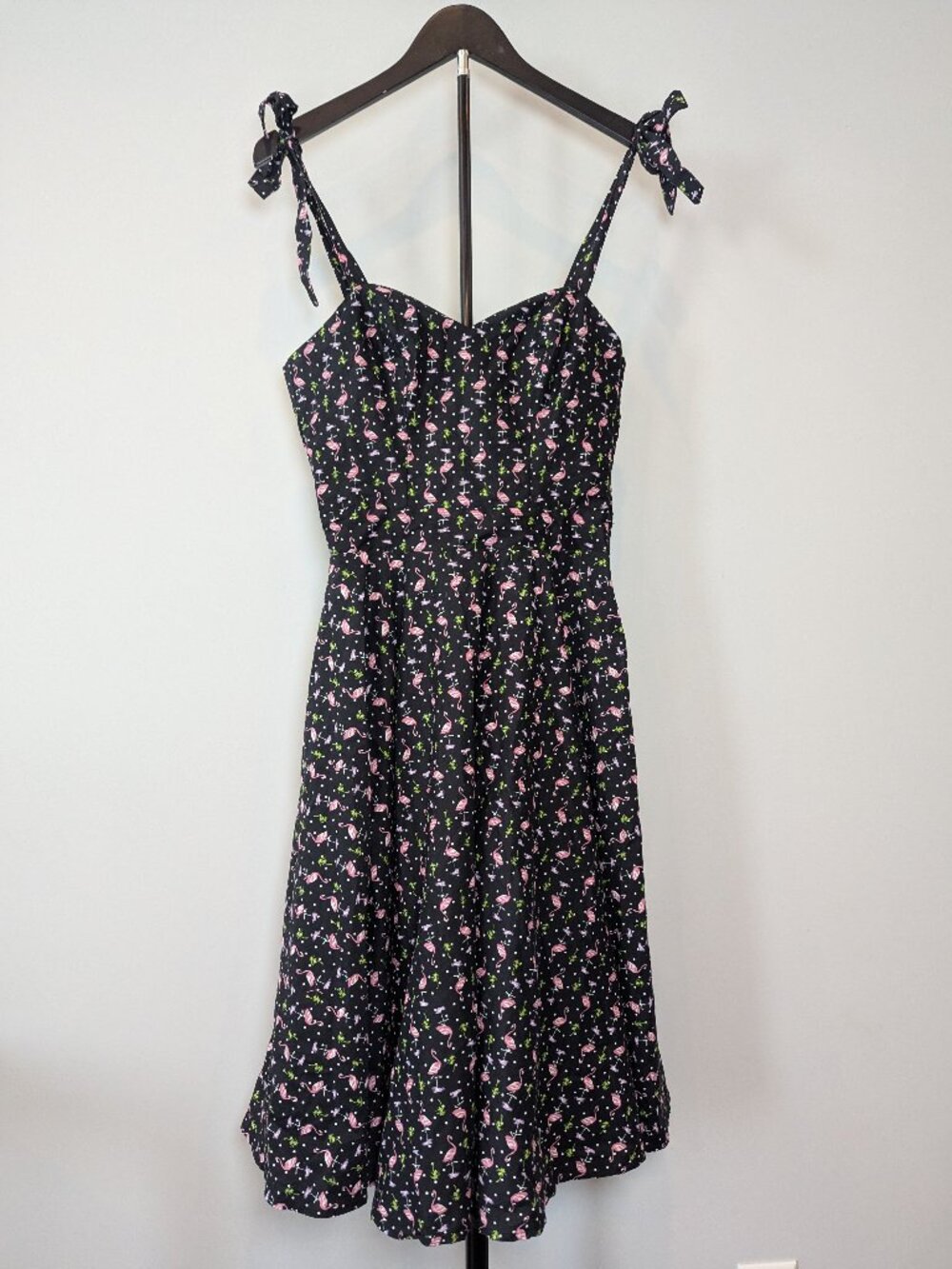Bettie Page Women's Size S Queen of Pinups Flamingo Fit and Flare Dress